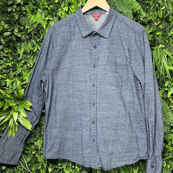 GUESS SHIRT Mens XL Blue Button Down Collared Chambray Denim Front Pocket 1813 - Picture 3 of 7